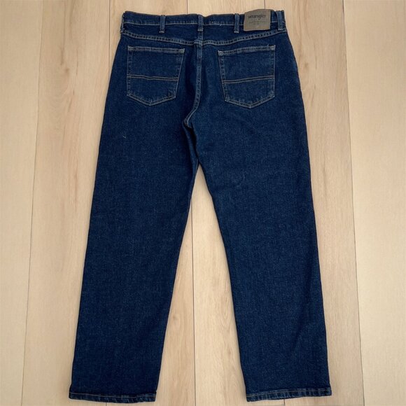 Wrangler Authentics Men's Classic 5-Pocket Regular Fit Dark Wash Jeans 36x29 - Picture 3 of 14